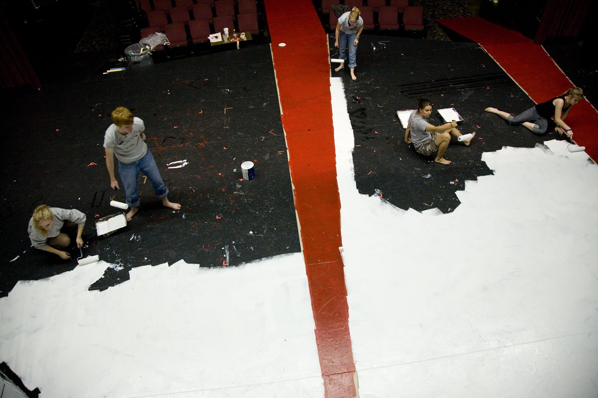 057 - Stage Painting