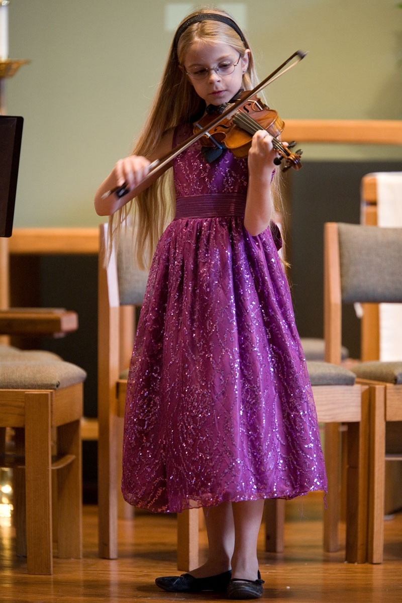 04 - Hyla Playing More