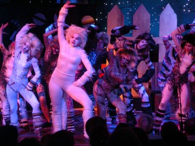 064 - 04/29 - Jellicle Ball
