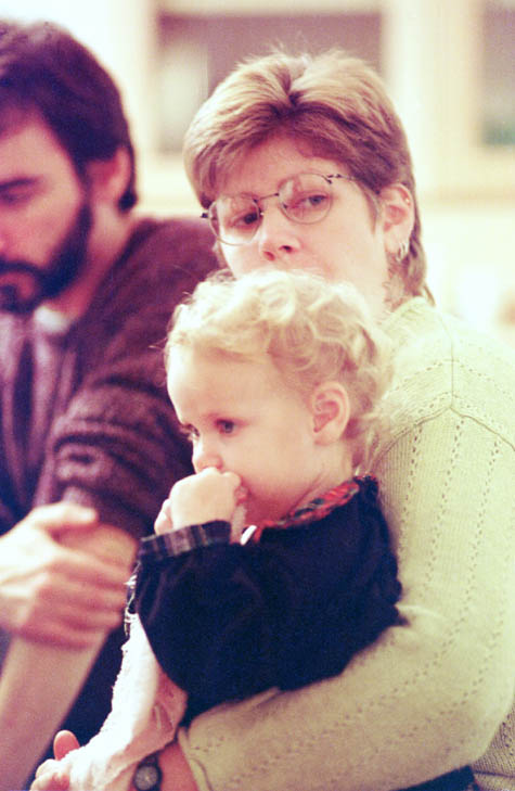 01 - Anna and Leah