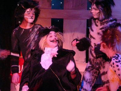 060 - 04/29 - Bustopher Jones