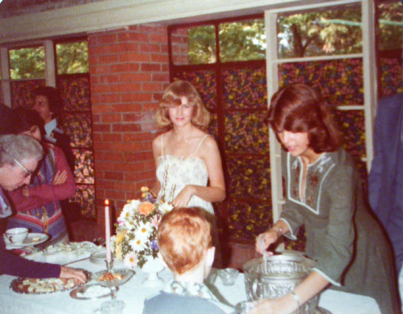 1976? - Anna and Nancy