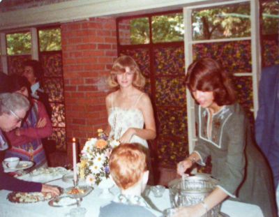 1976? - Anna and Nancy