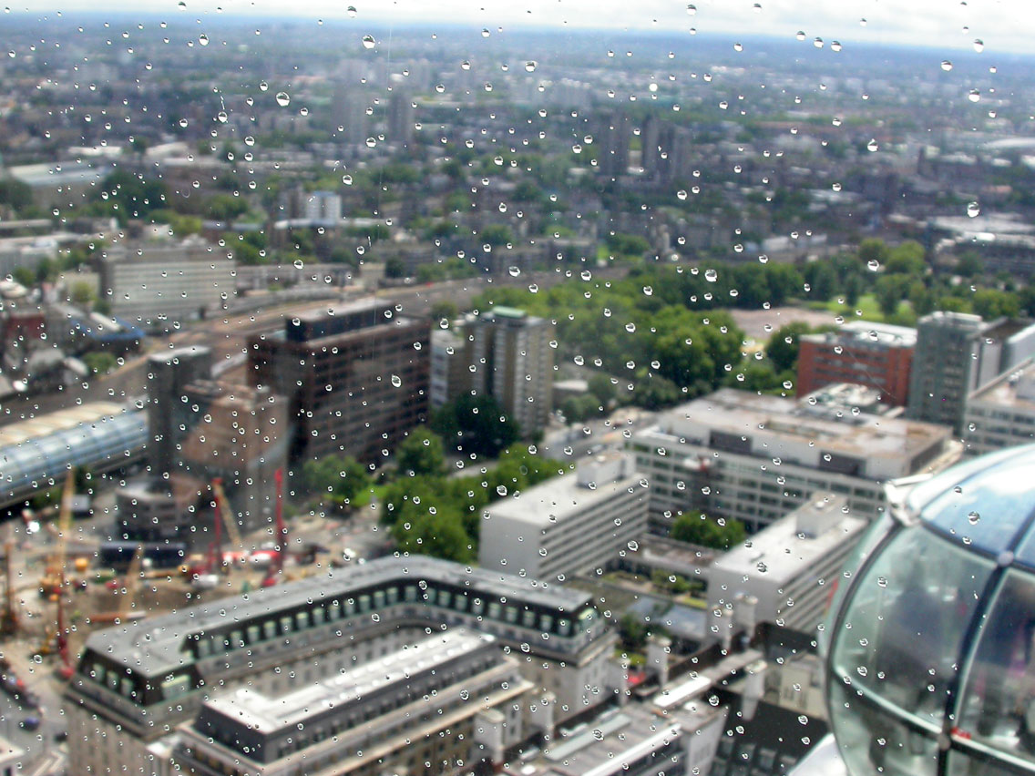 052 - London Blur With Rain