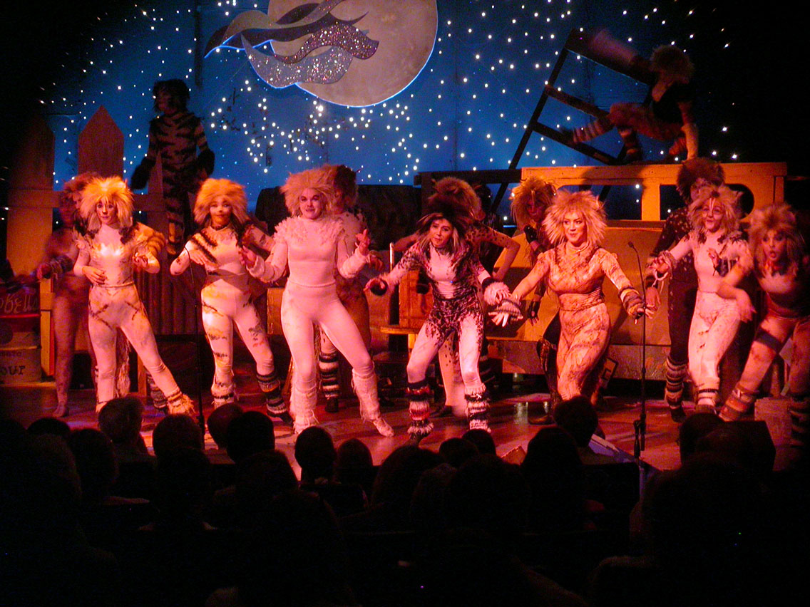 081 - 04/29 - Skimbleshanks