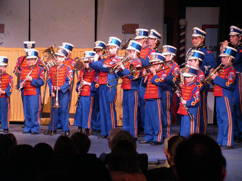 6/04 - 72 - Band