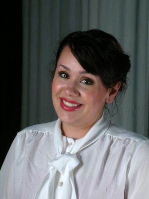 Adrienne (31)