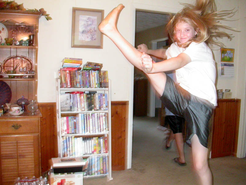 04 - Ann Claire Kick