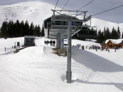 070 - Lift End