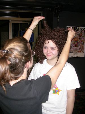 005 - 04/07 - Katie's Wig