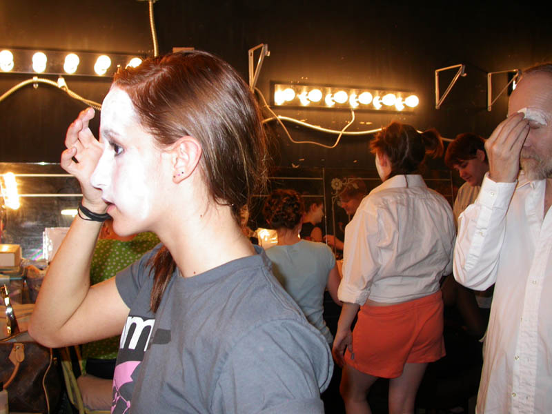 021 - 04/22 - Makeup