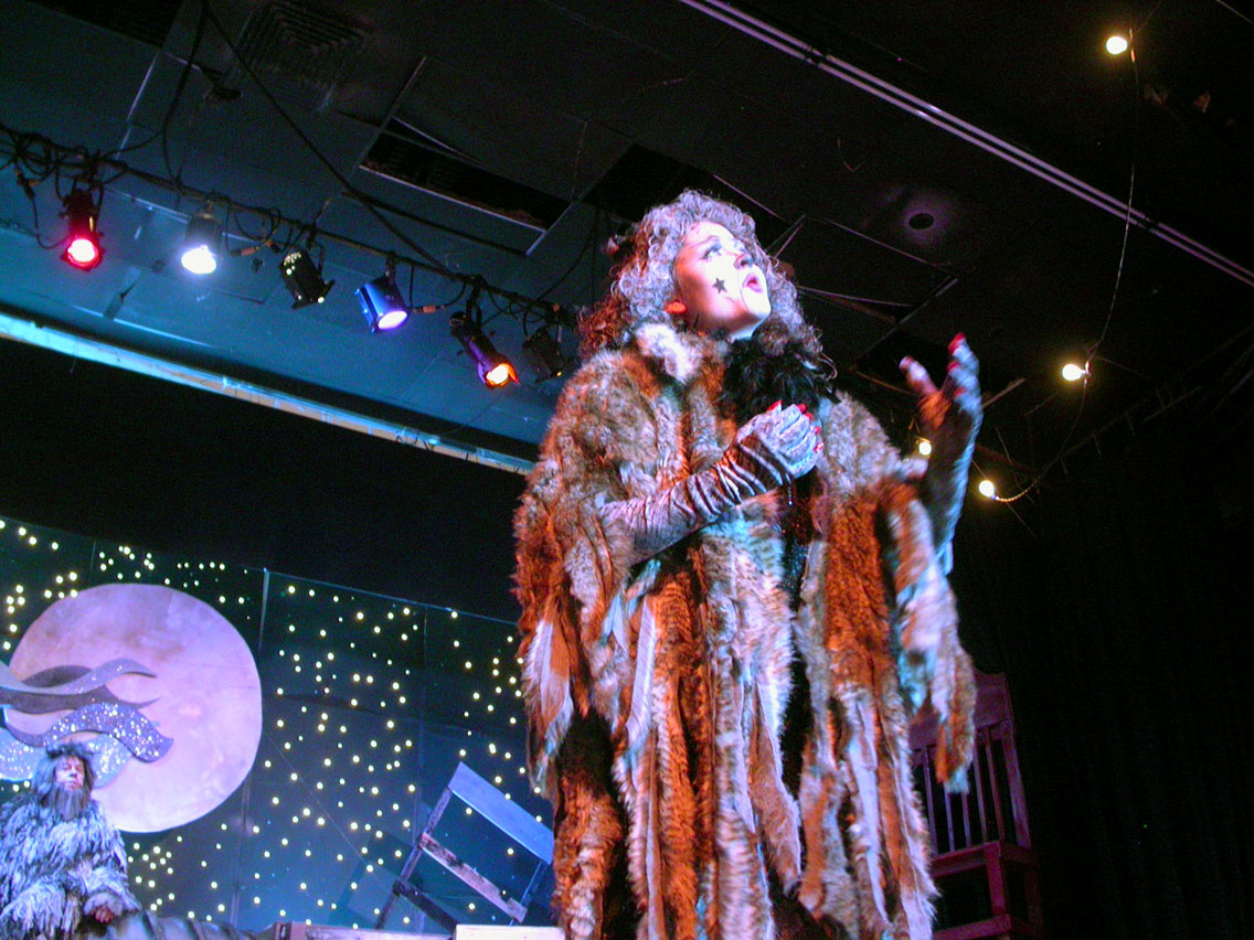 114 - 04/27 - Grizabella