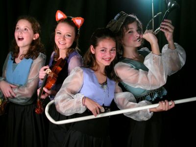 Aubrey, Victoria, Hannah, and Danielle