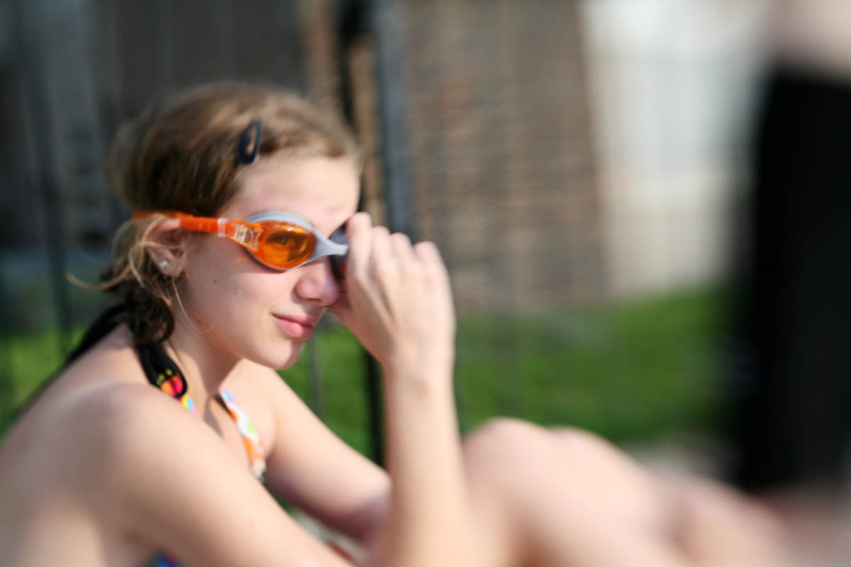 06 - Leah Goggles