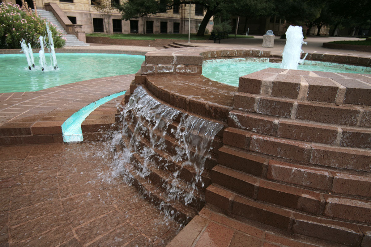 100 - Chemistry Fountain