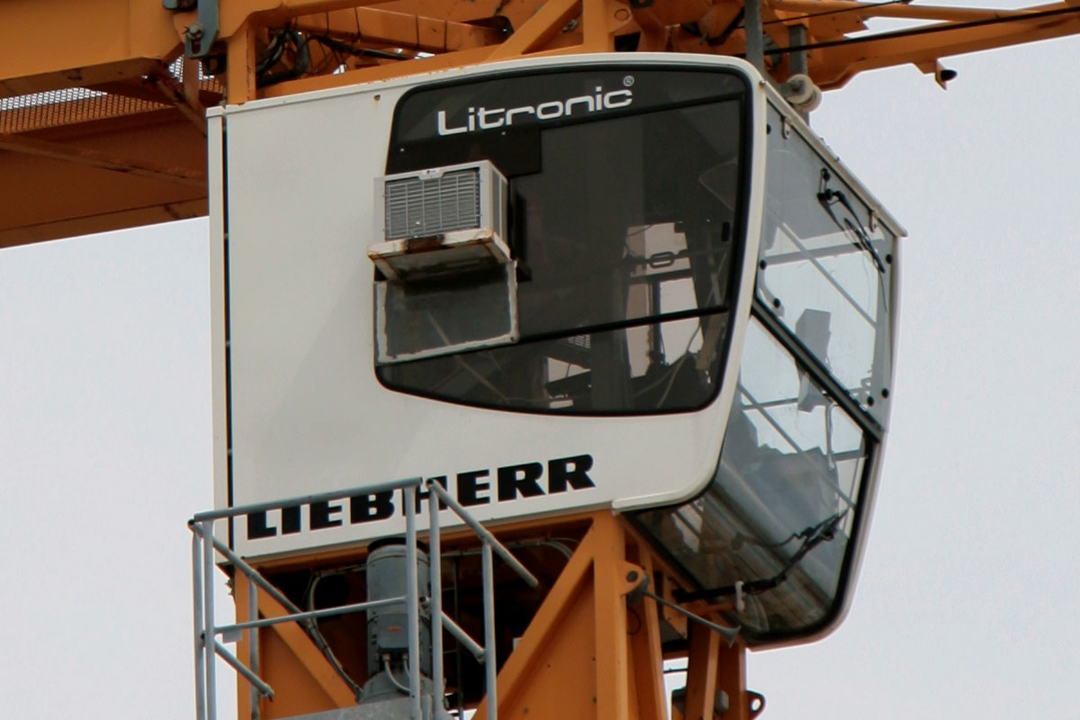 157 - Crane Actual Pixels