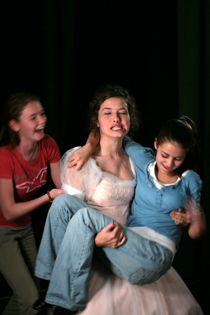 Tori, Danielle and Hannah (5)